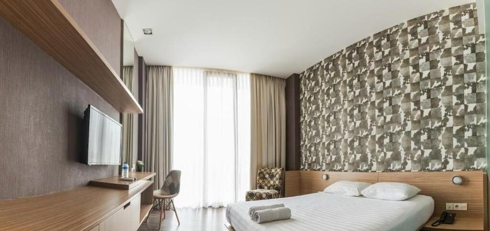 Upscale Suites Jakarta Luaran gambar